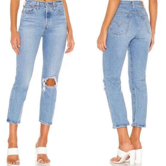 Levi’s Wedgie Straight Button Fly Distressed Jeans in Tango- Size 26 - Picture 1 of 6